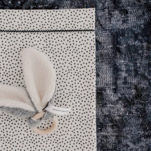 Mies & Co sheet Cozy Dots offwhite lakentje wit met zwarte stippen